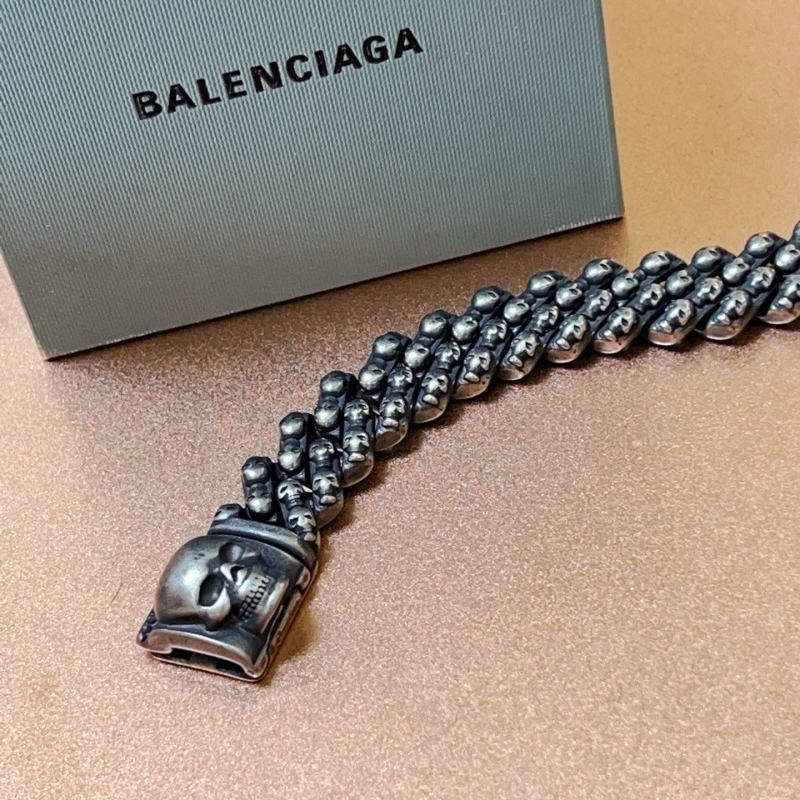 Ba1en*iaga bracelets